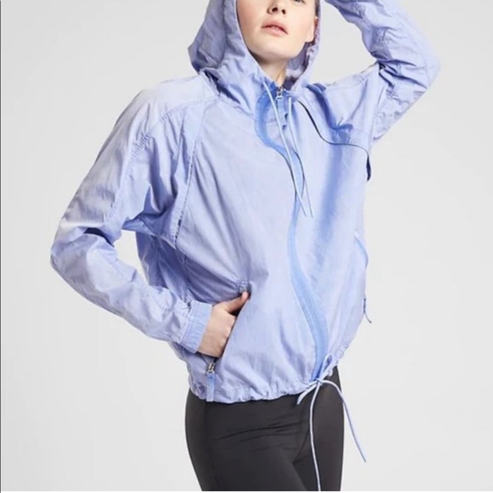 Athleta Expedition Hike Shell Lightweight Mesh Jacket in Periwinkle Size M